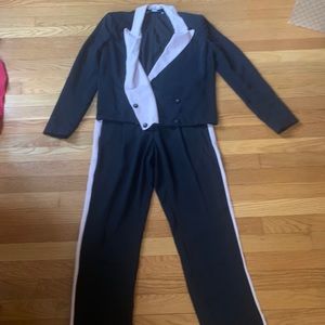 Diane von Furstenberg 2 piece suit